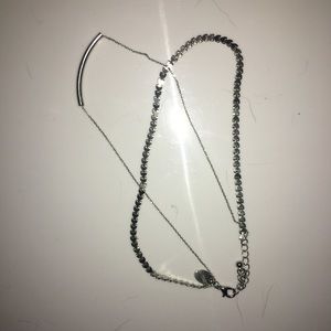 SILVER CHOKER.